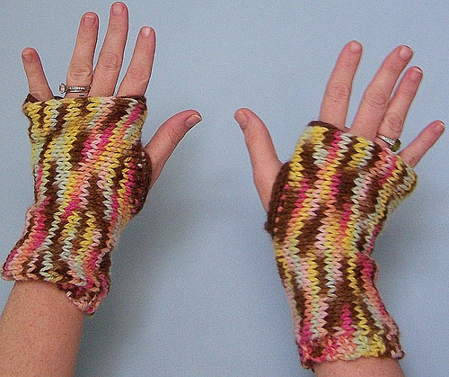 Motley Mitts from Interweave Knitts (Pipp from Flickr)
